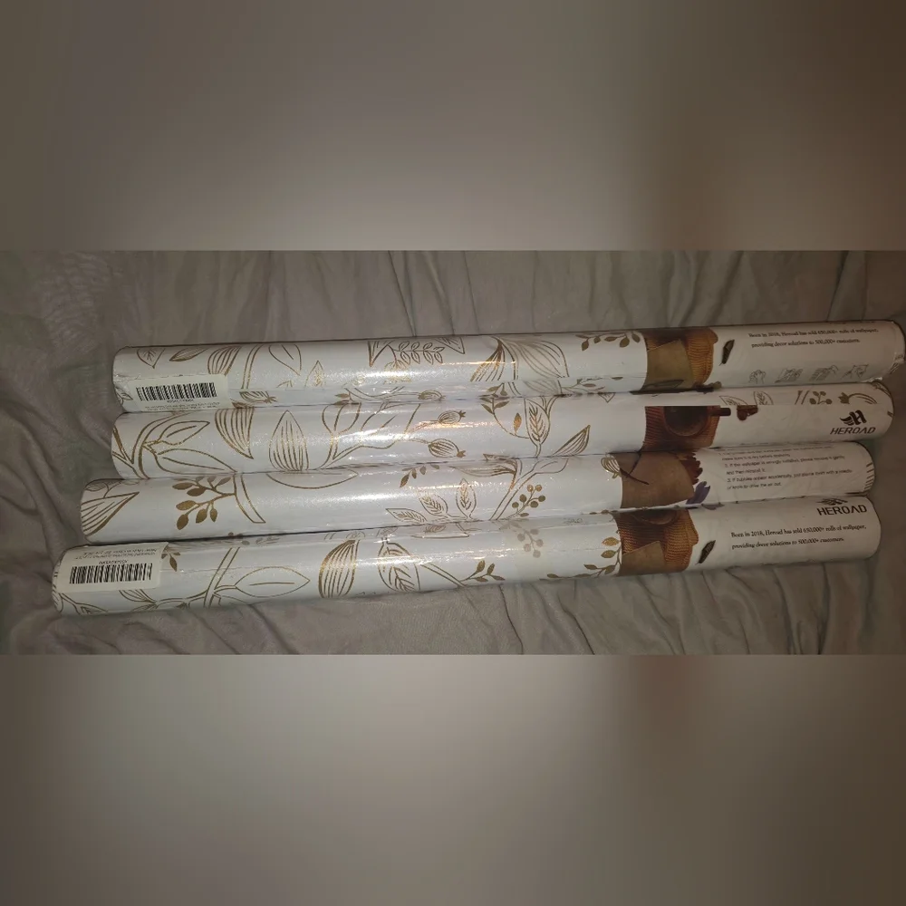 4 Rolls Floral Wallpaper Peel and Stick White and Gold Contact Paper Modern